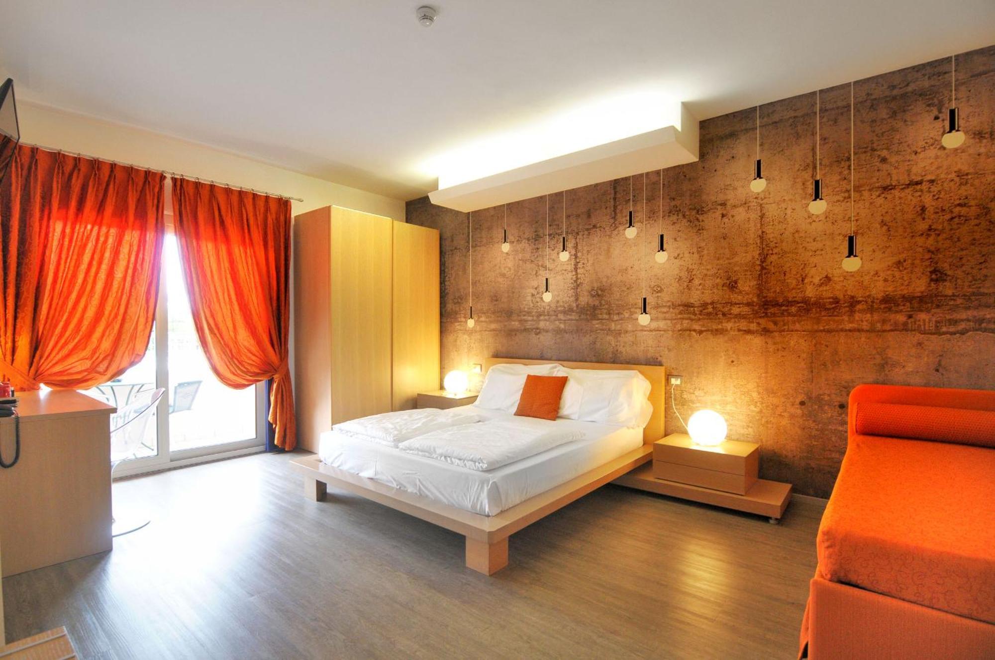Eco Hotel Cleofe Caorle Bagian luar foto