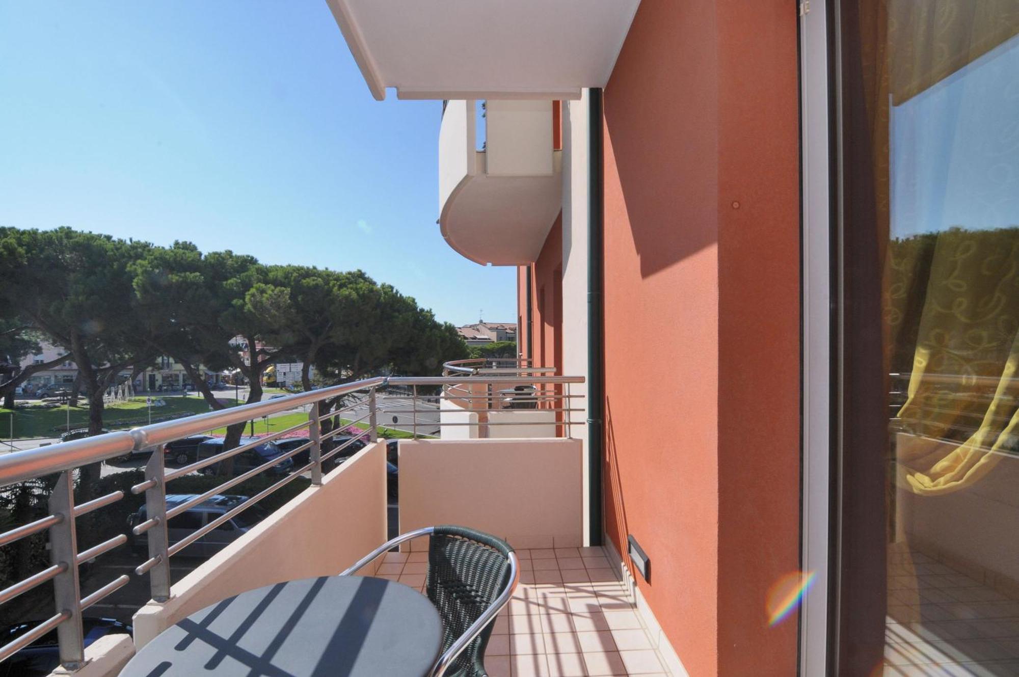 Eco Hotel Cleofe Caorle Bagian luar foto