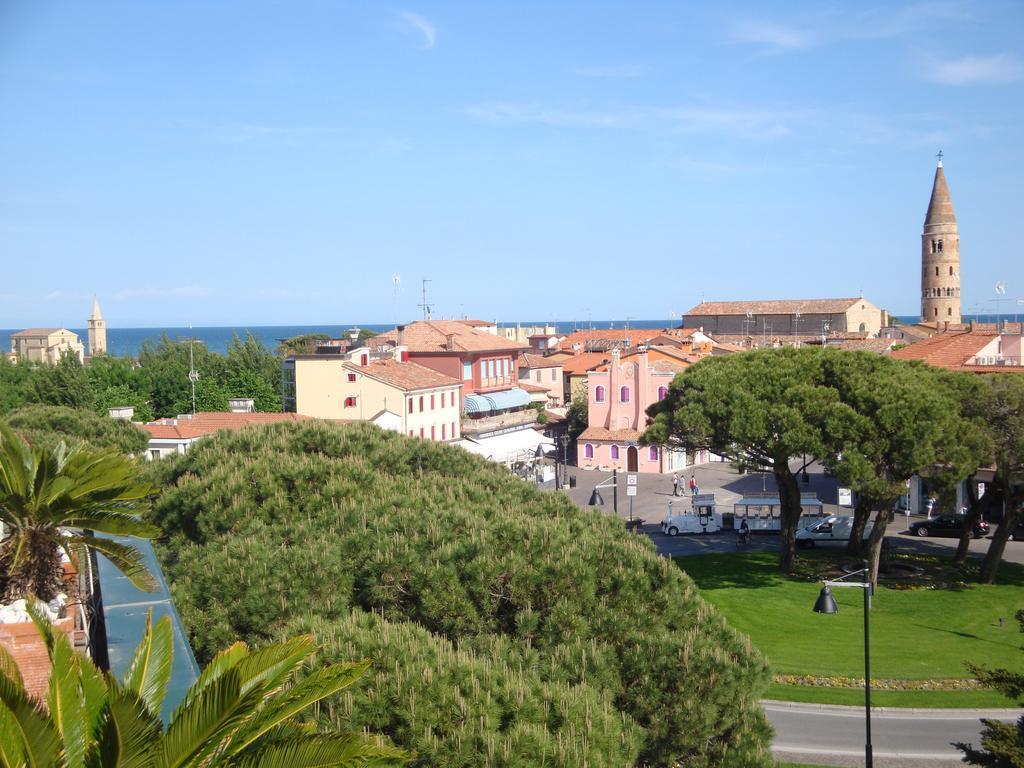 Eco Hotel Cleofe Caorle Bagian luar foto